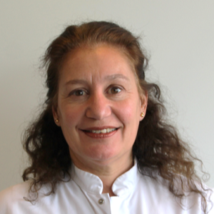 Gabriela-Dias-Pereira-Gynaecologist-Red-Cross-Hospital-1