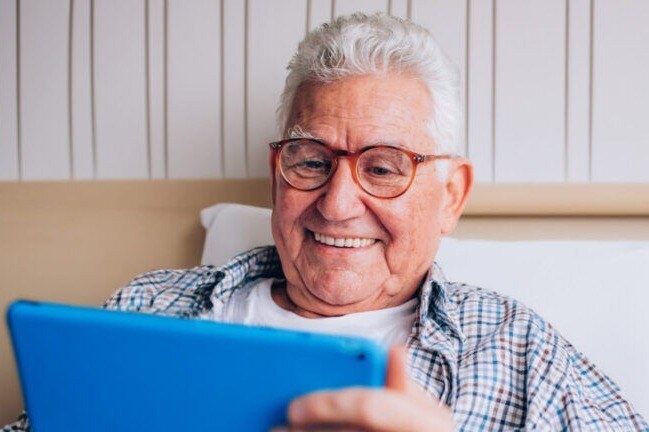 Stocksy_txpff4e6d9fgOj300_Medium_2377231_edit-2-edited-768x432-2