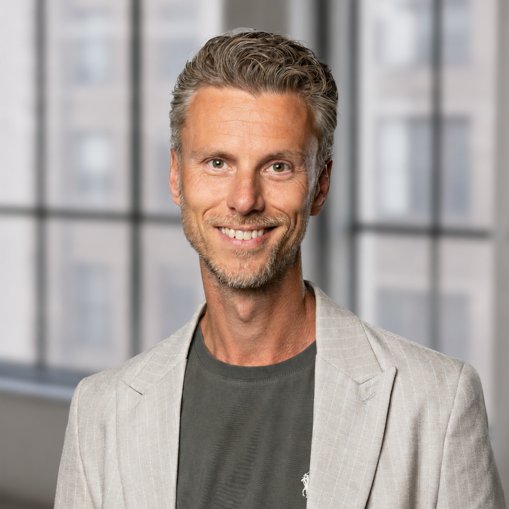 Niels Boon - CFO - square